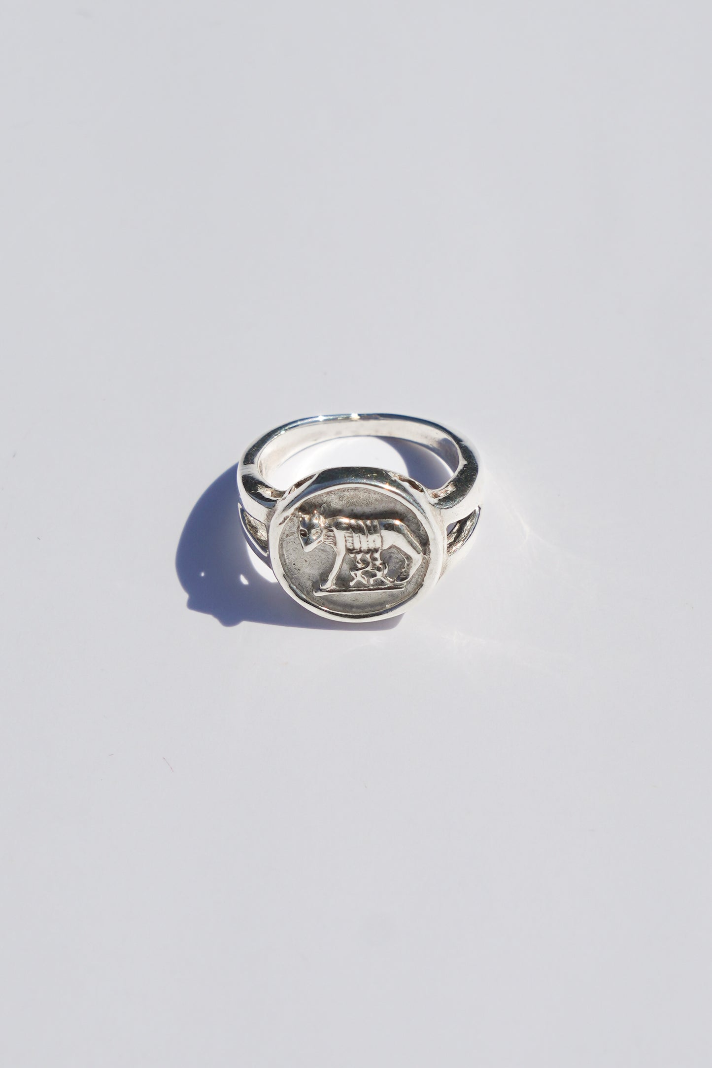 Romulus Ring