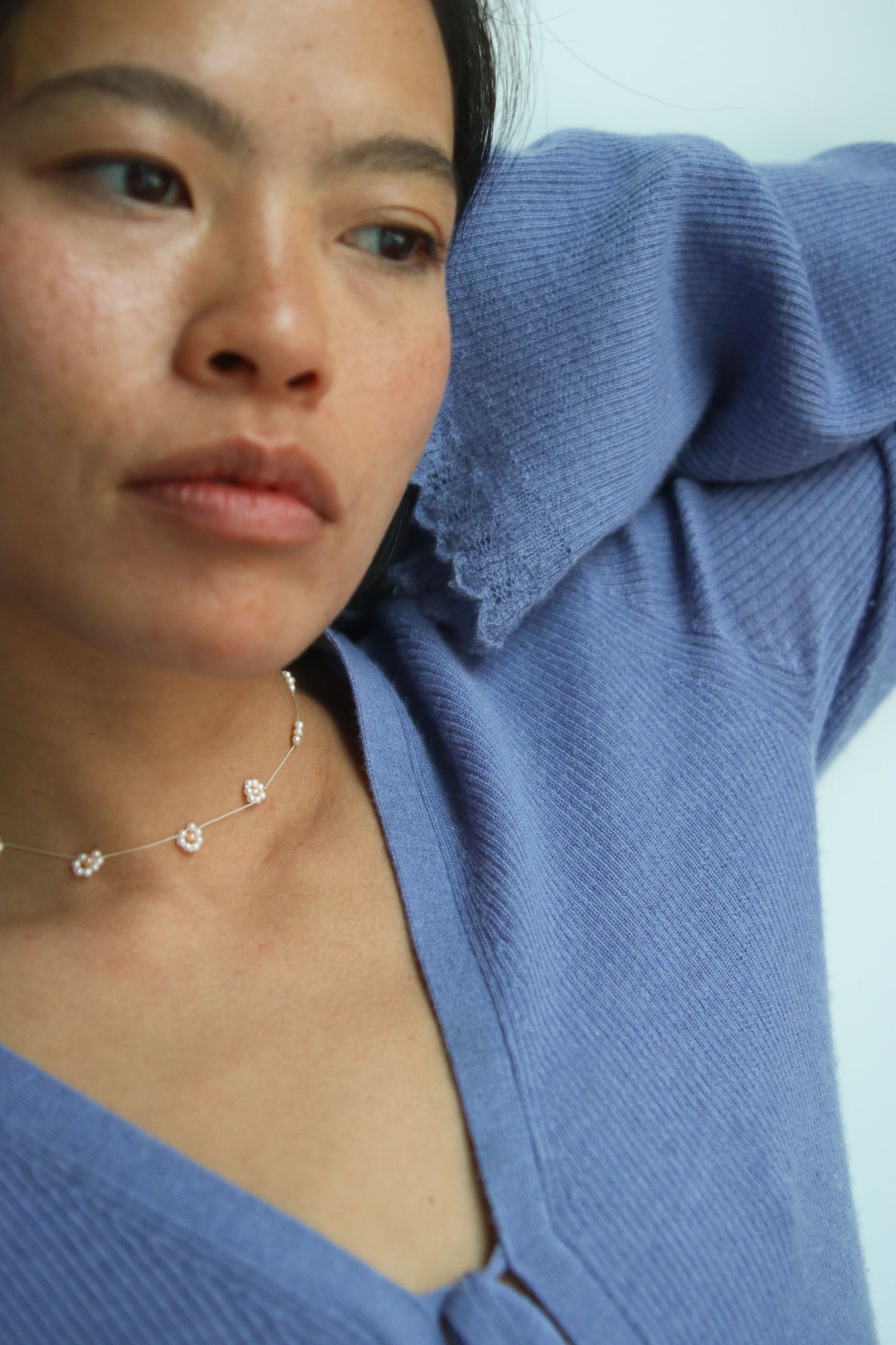 Pearl flower choker
