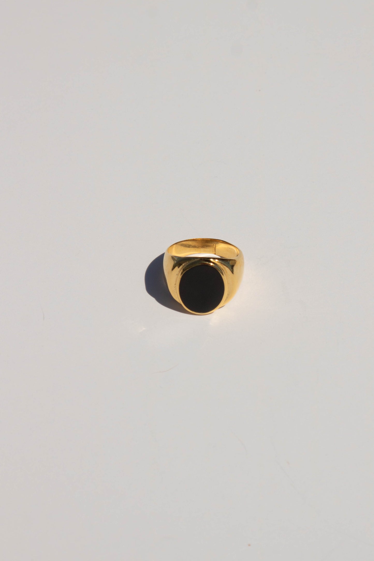 Perlmutte Onyx Ring